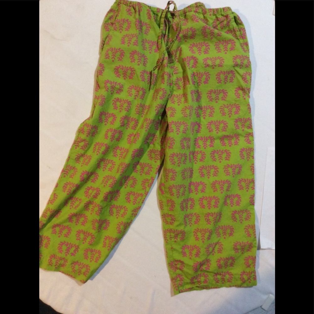 Angela Moore Capri lounge pants